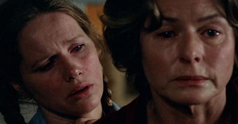 10 Movies That Accurately Depict Mother/Daughter Relationships .